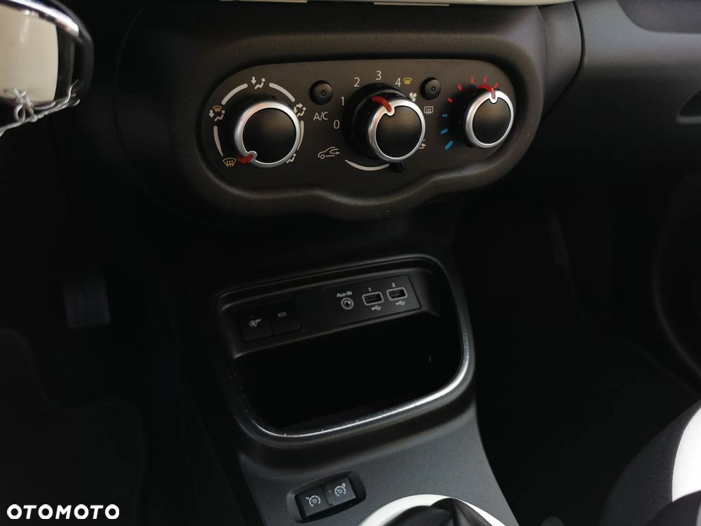 Renault Twingo - 15