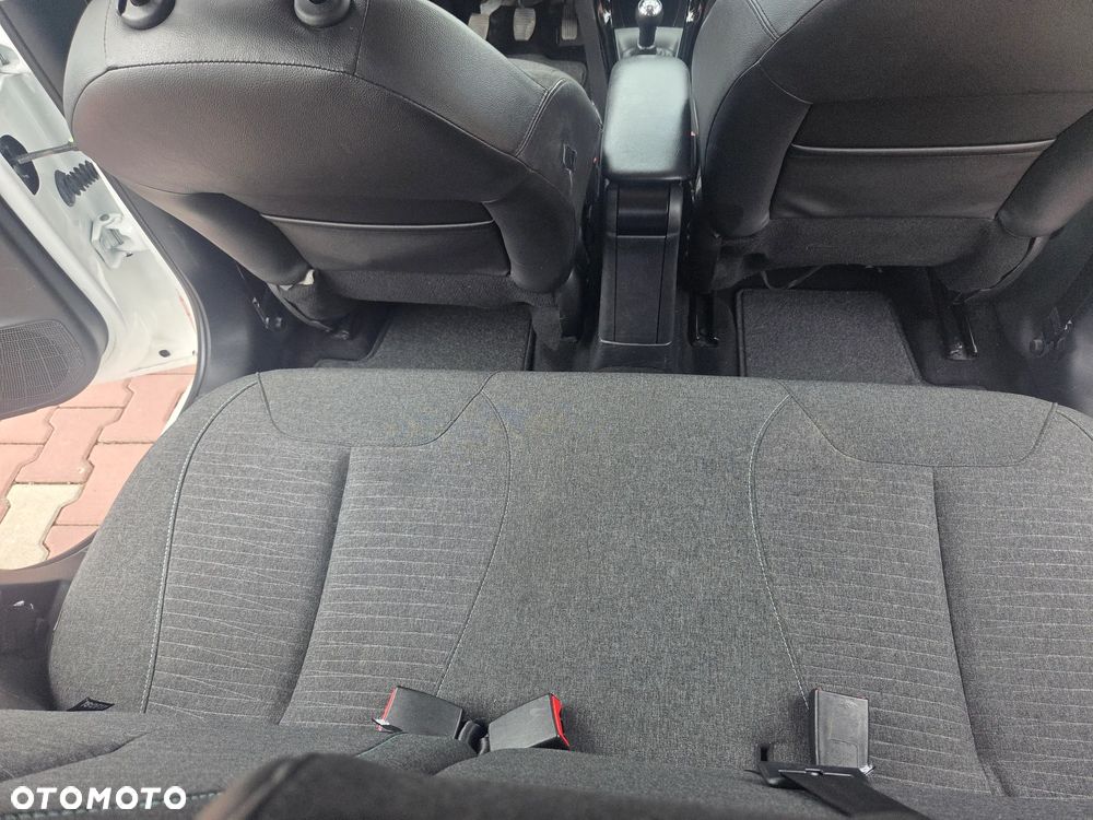 Citroën C3 1.2 VTi Exclusive - 28