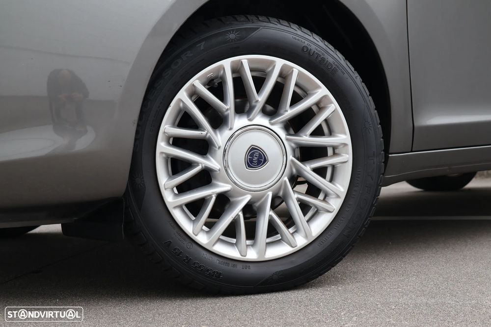 Lancia Ypsilon 1.2 S&S Fashion - 4