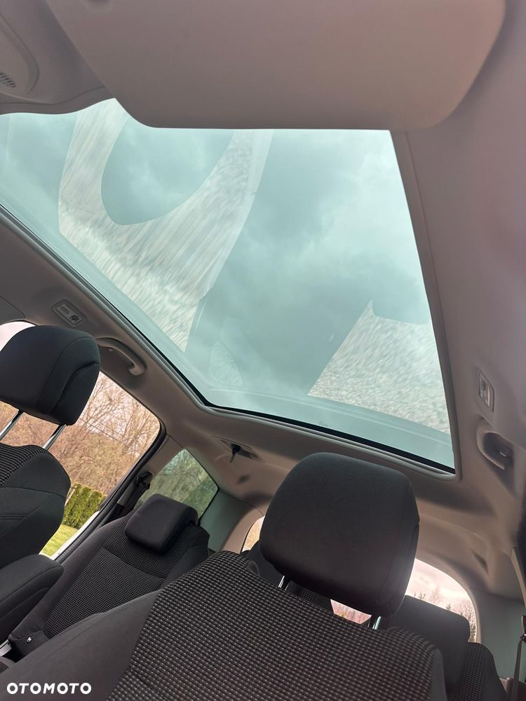 Peugeot 5008 HDI FAP 115 Family - 18