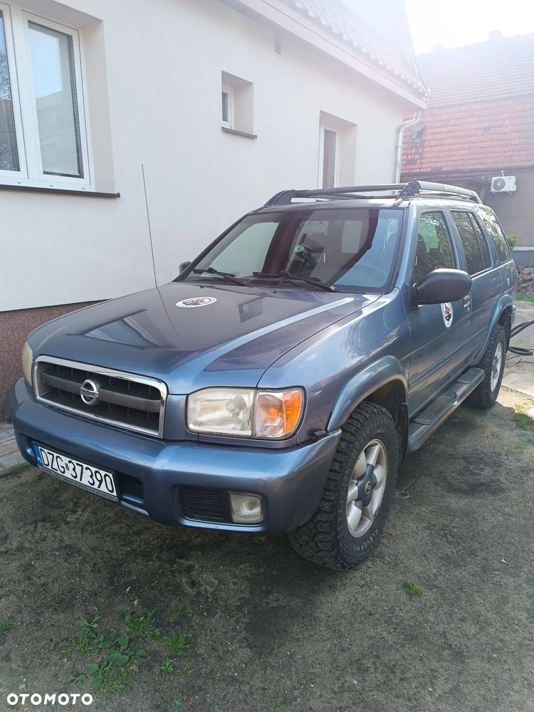 Nissan Pathfinder 3.5 V6 - 1