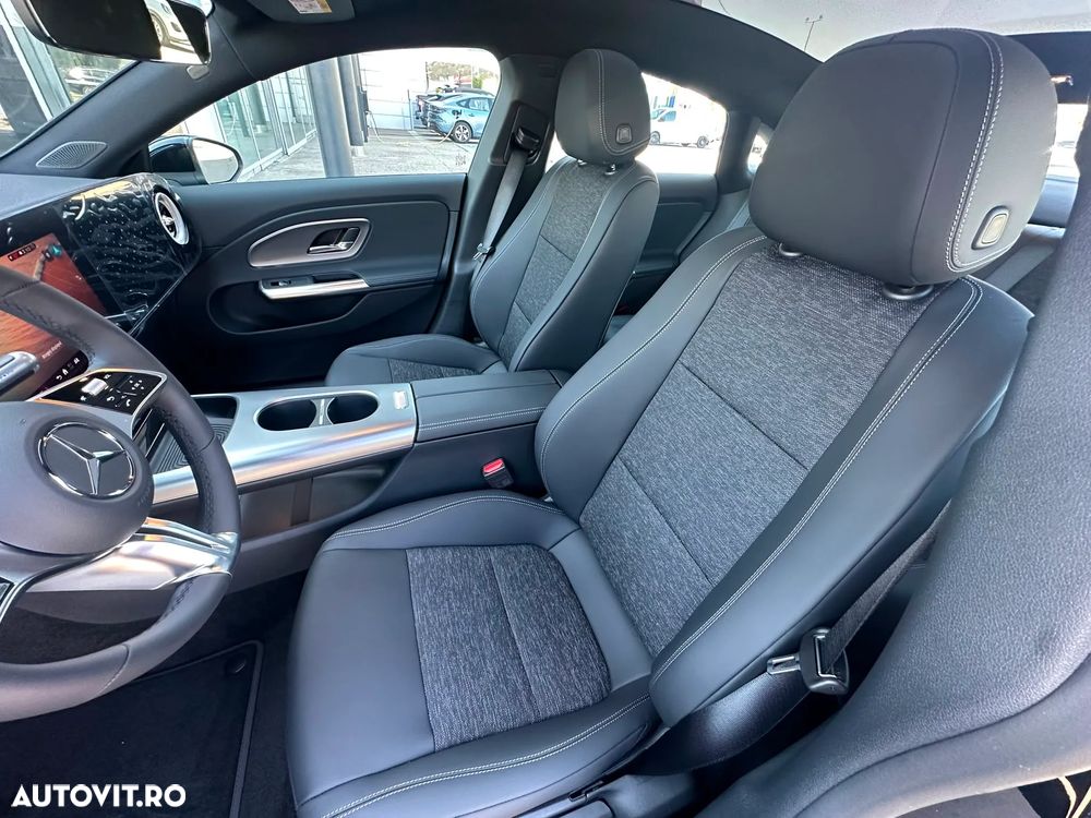 Mercedes-Benz CLA 350 4MATIC EQ Technologie - 12