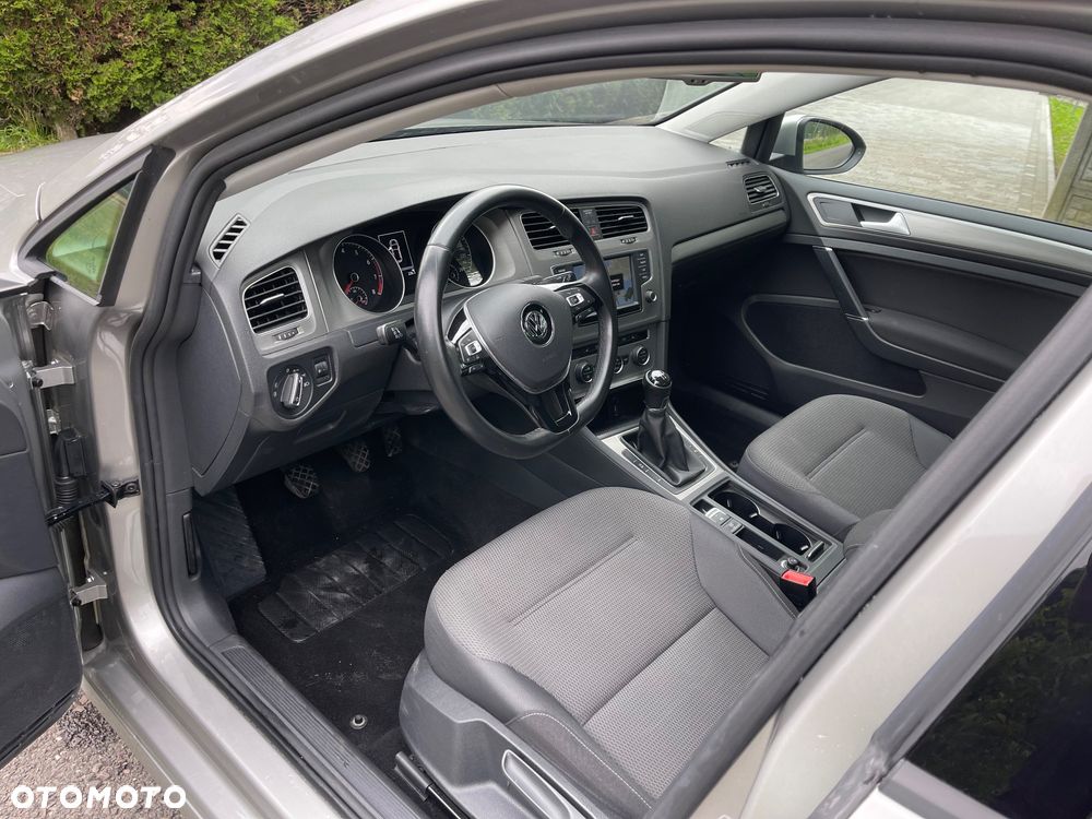 Volkswagen Golf 1.2 TSI BMT Trendline Perfectline - 9