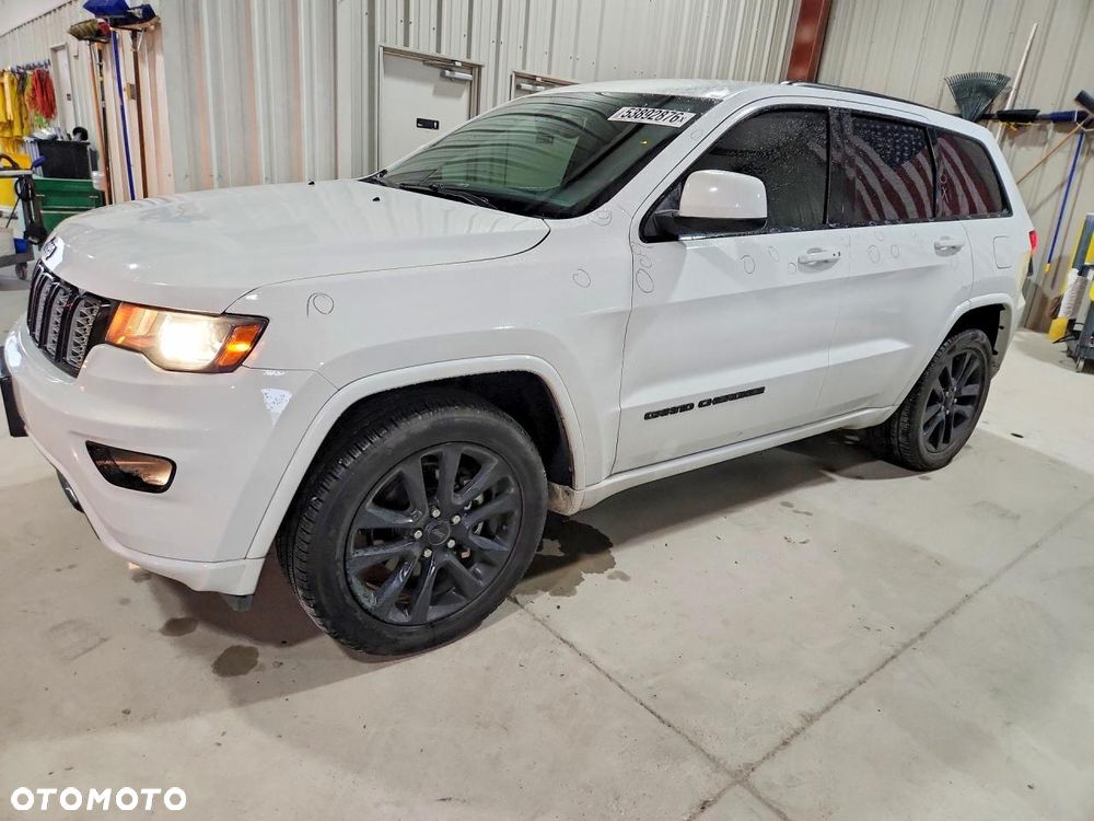 Jeep Grand Cherokee - 2