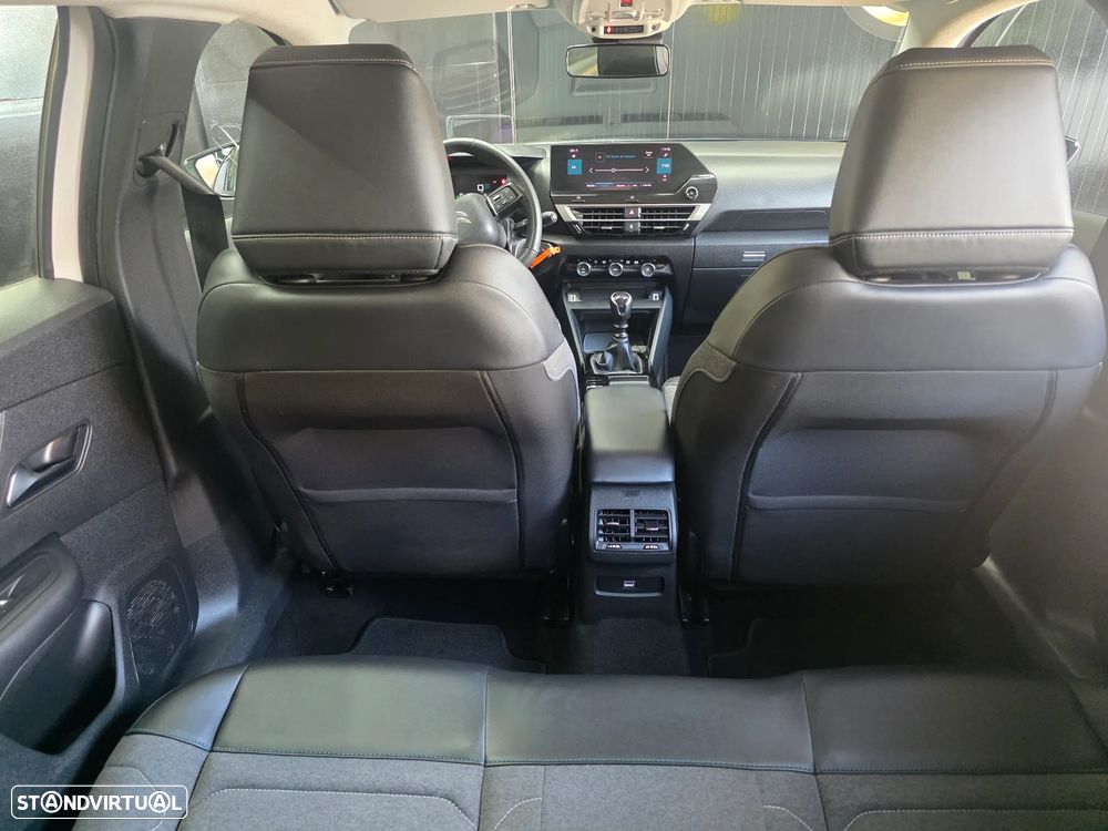 Citroën C4 BlueHDi 110 Stop&Start FEEL - 33