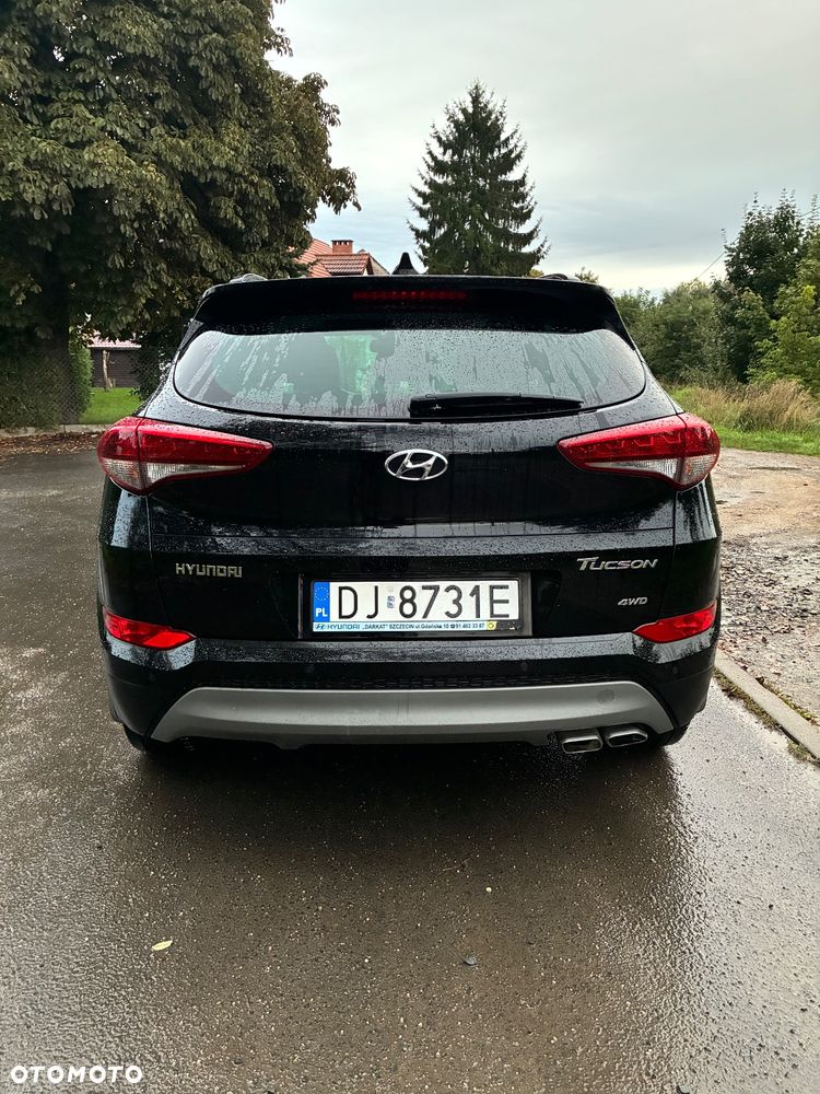 Hyundai Tucson 2.0 CRDI Comfort 4WD - 10