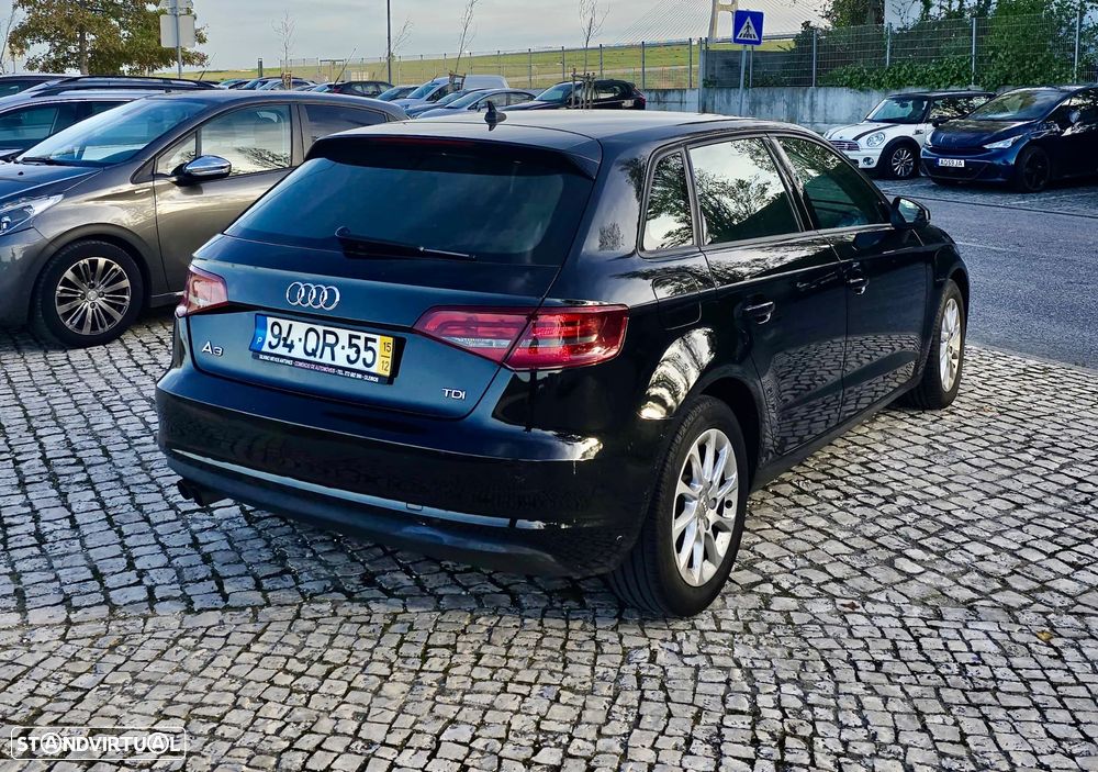 Audi A3 Sportback 2.0 TDI Attraction - 4