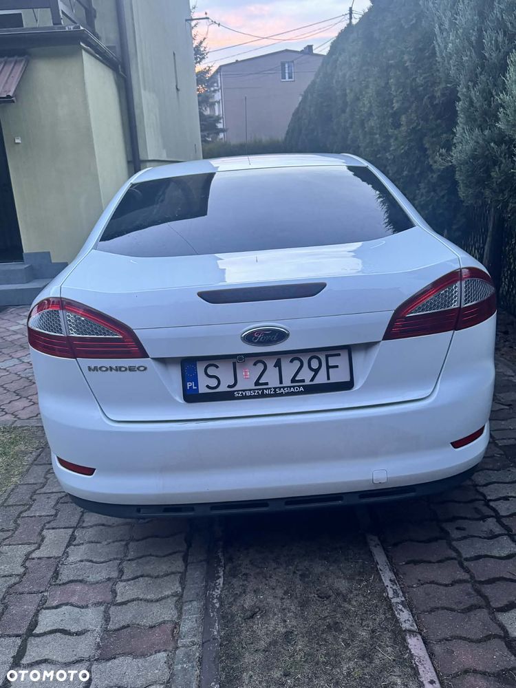 Ford Mondeo 2.0 Ghia - 2