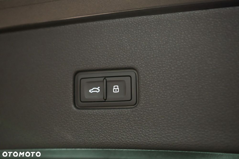 Audi Q8 - 11