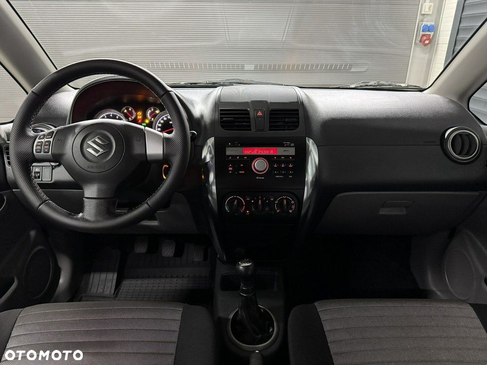 Suzuki SX4 - 12