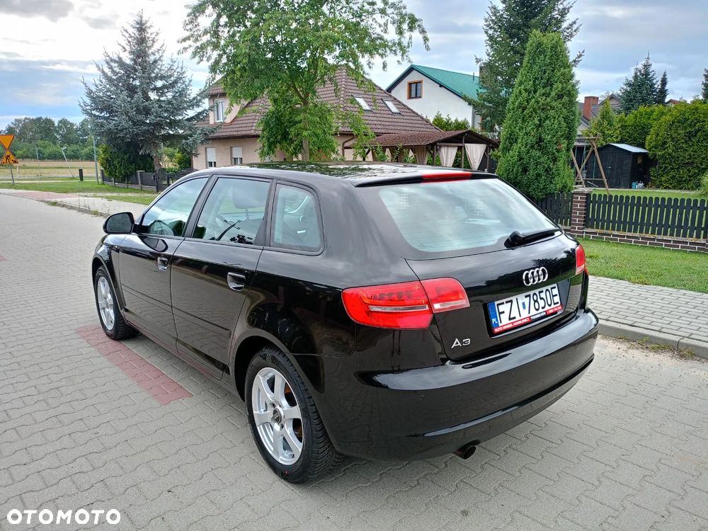 Audi A3 Sportback - 5