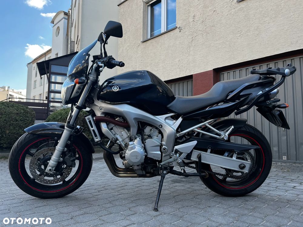 Yamaha FZ6 - 6