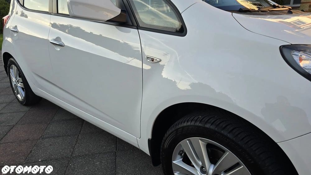Hyundai ix20 - 8