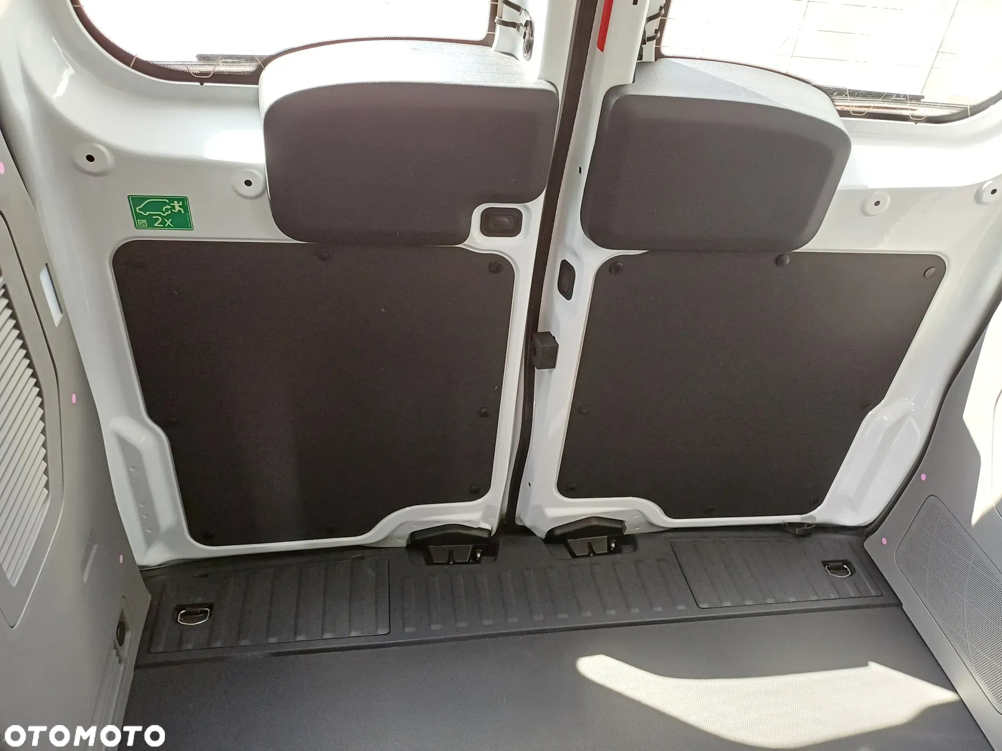 Ford Transit Custom Kombi 2.0 EcoBlue 320 L2H1 Trend M1 - 21