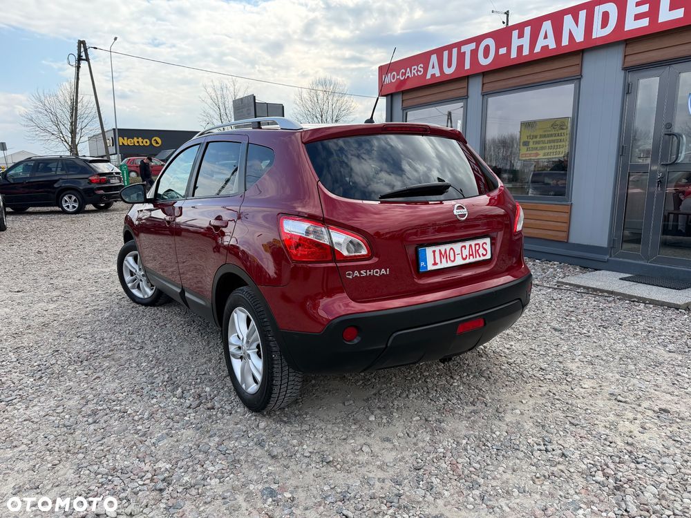 Nissan Qashqai - 2