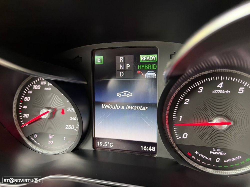 Mercedes-Benz C 350 e - 43