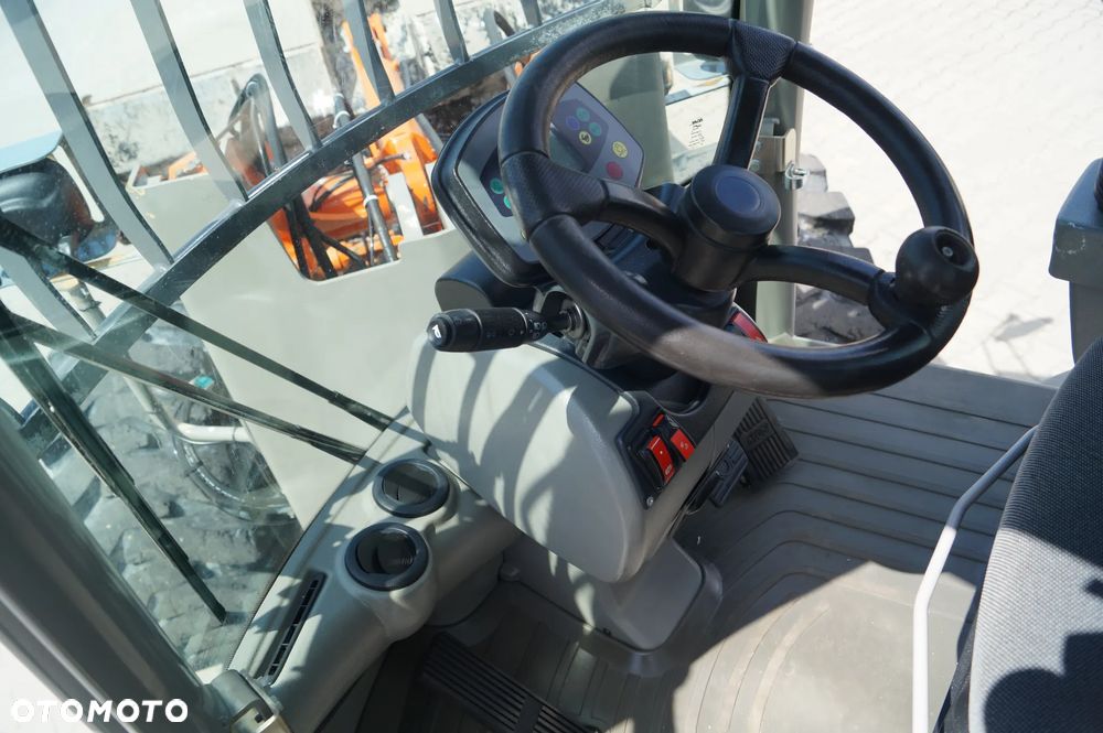 Weycor Atlas AR 480 Ładowarka Przegubowa - 30