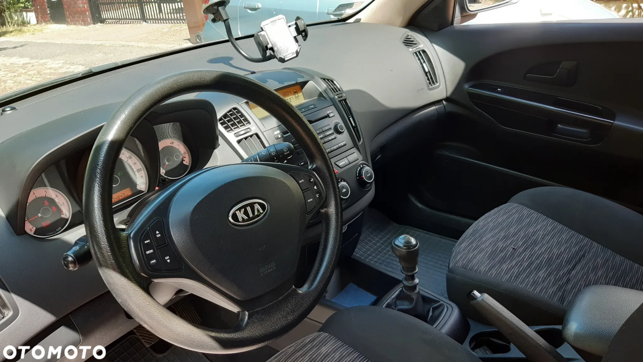 Kia Ceed - 9