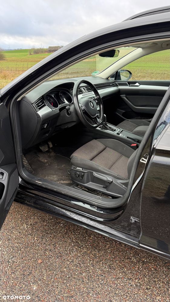 Volkswagen Passat 2.0 TDI (BlueMotion Technology) DSG Highline - 6