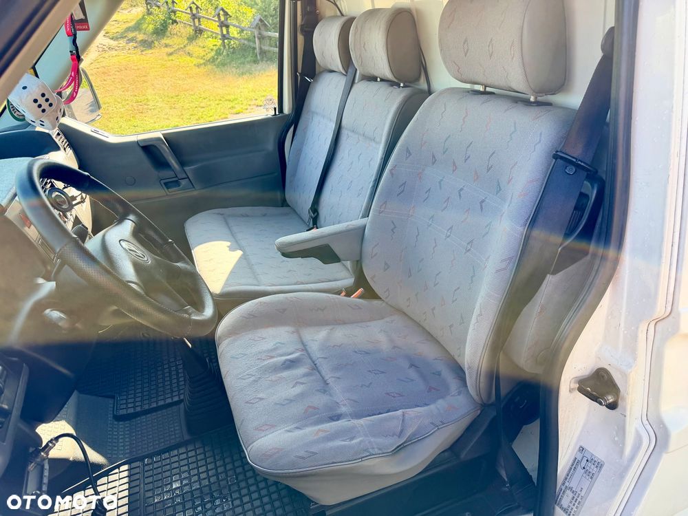 Volkswagen Transporter T4 - 11