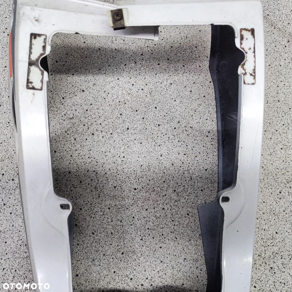 Owiewka, osłona, bok, boczek, ogon, zadupek, lampa tył, tylna Yamaha FZR 600 FZR600 - 4