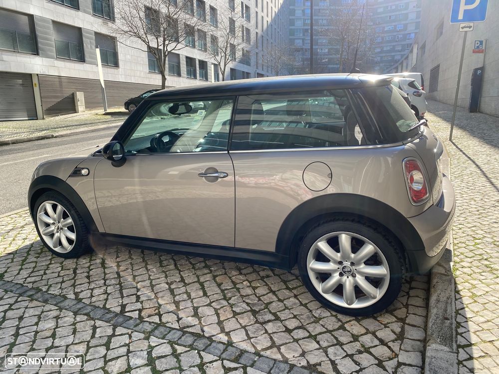 MINI 3 Portas One D - 5