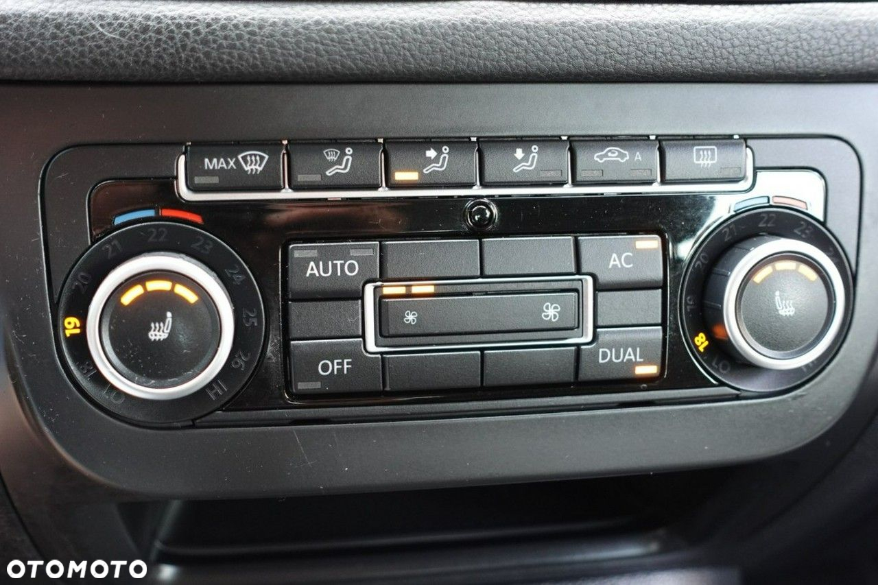 Volkswagen Tiguan - 16