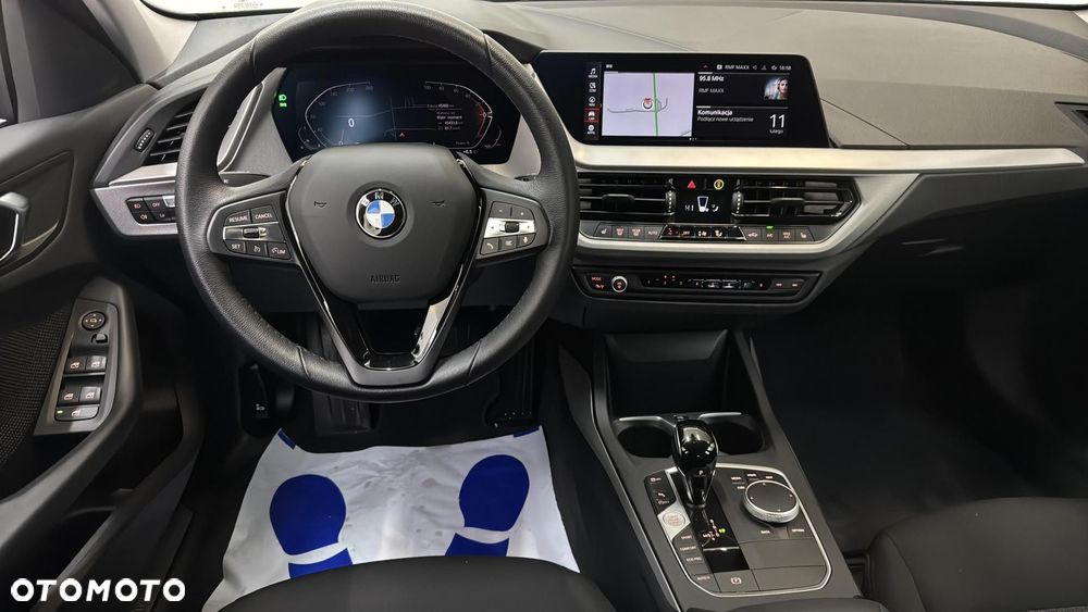 BMW Seria 1 118i Advantage - 15