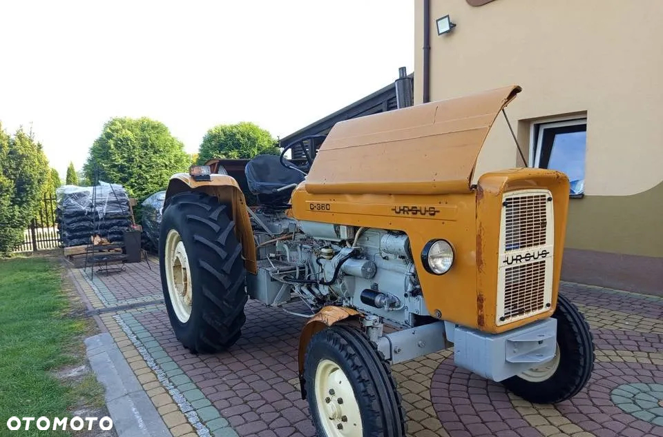 Ursus C360 - 8