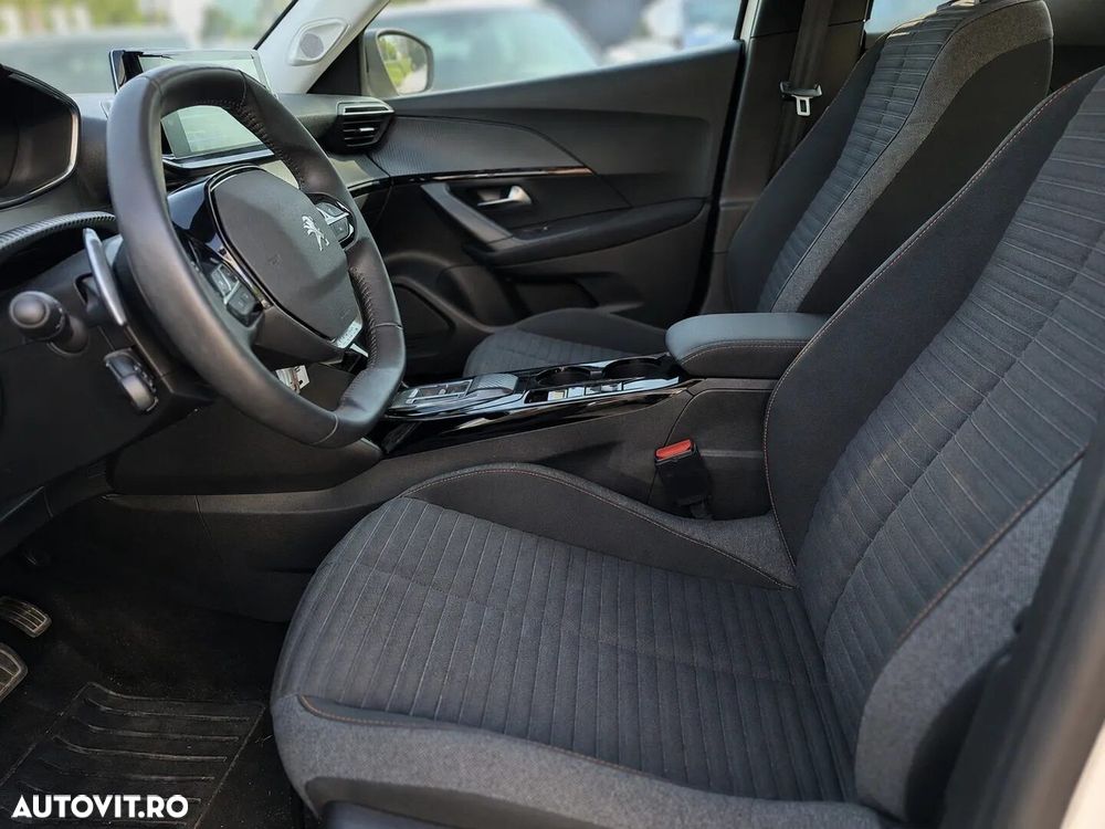 Peugeot 2008 - 14