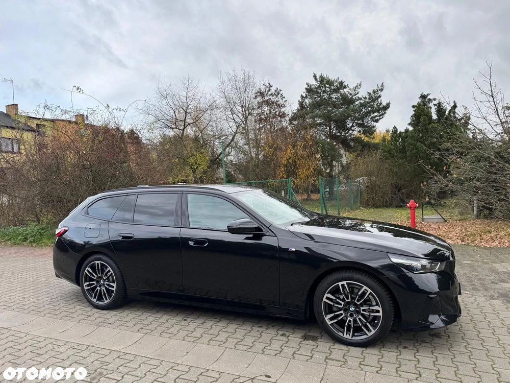 BMW Seria 5 520i mHEV M Sport - 6