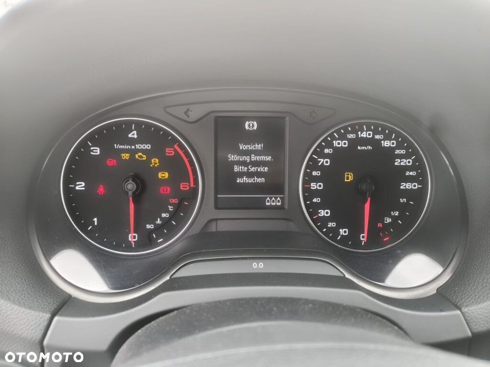 Audi A3 3-drzwiowe 2.0 TDI Attraction - 3