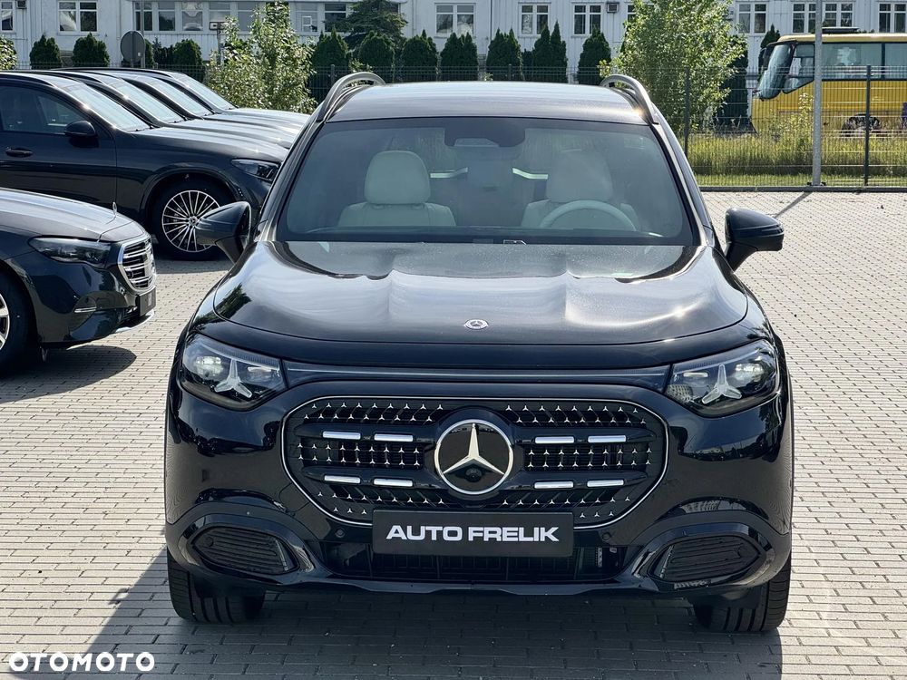 Mercedes-Benz GLB 200 mHEV 8G-eDCT - 5