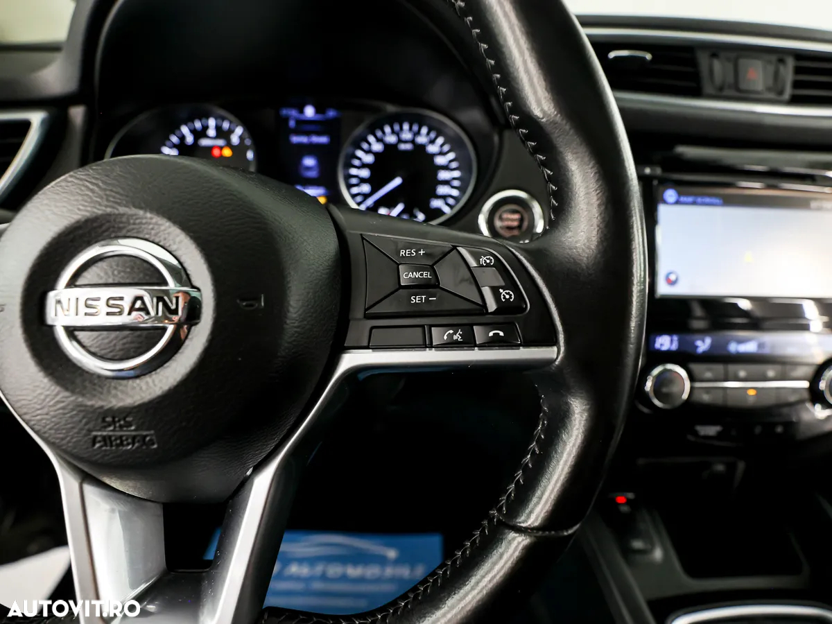 Nissan Qashqai 1.2 DIG-T N-Connecta - 15
