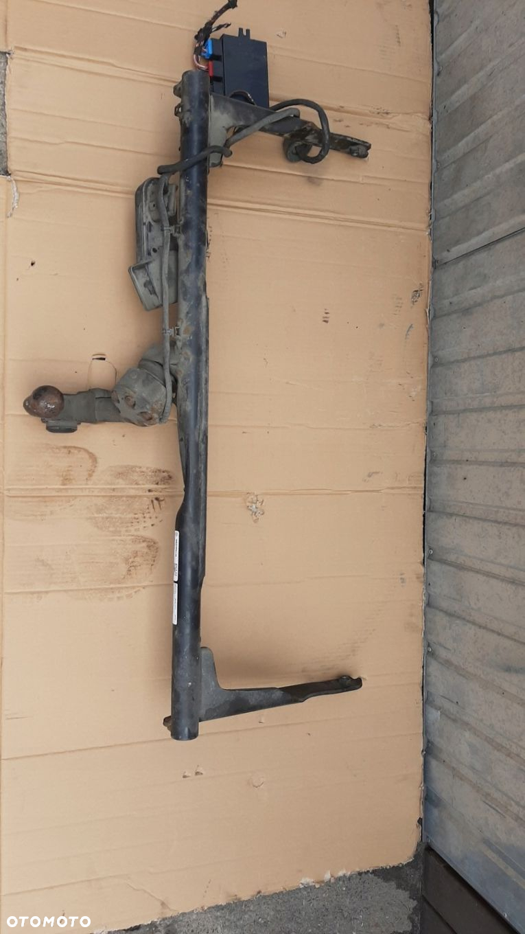 HAK HOLOWNICZY 3AA803880G VW PASSAT B7 - 5