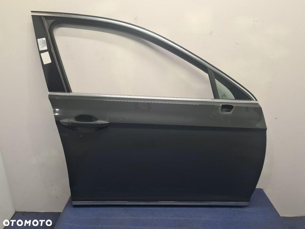 VOLKSWAGEN PASSAT B8 DRZWI PRZÓD PRAWE LI7F