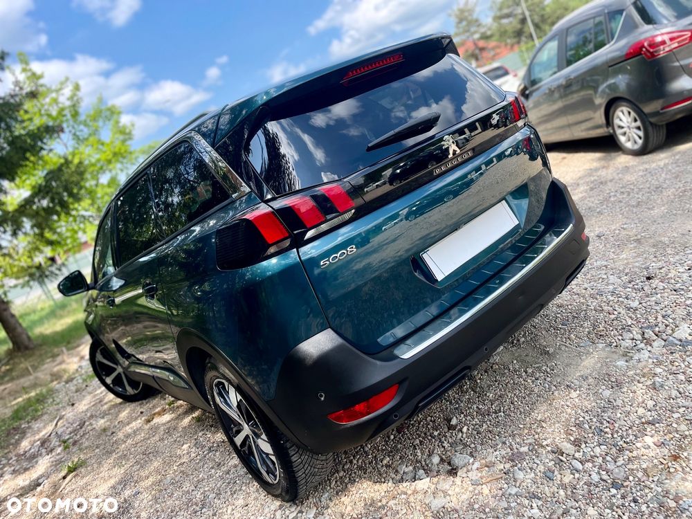 Peugeot 5008 THP 165 EAT6 Allure - 4