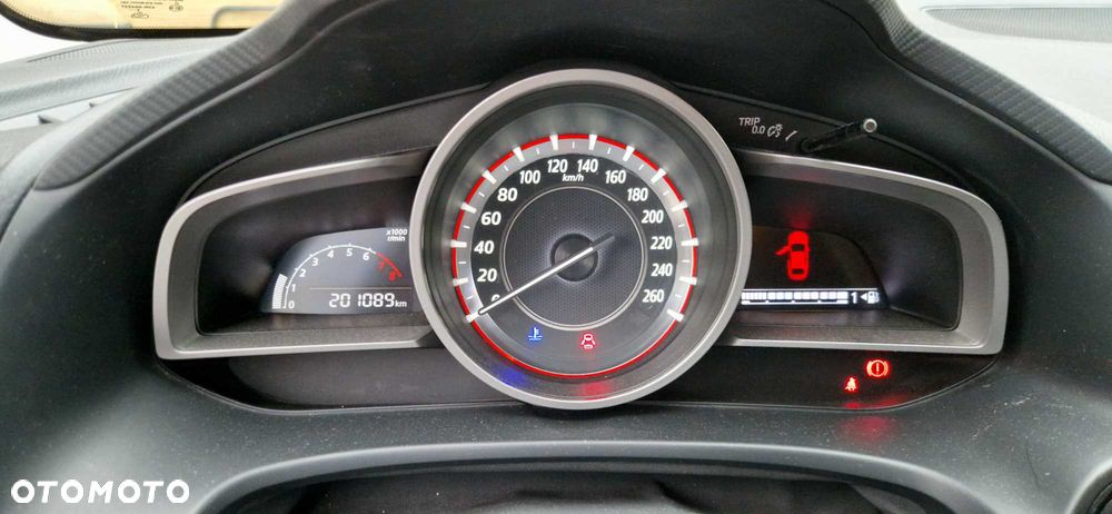 Mazda 3 - 8