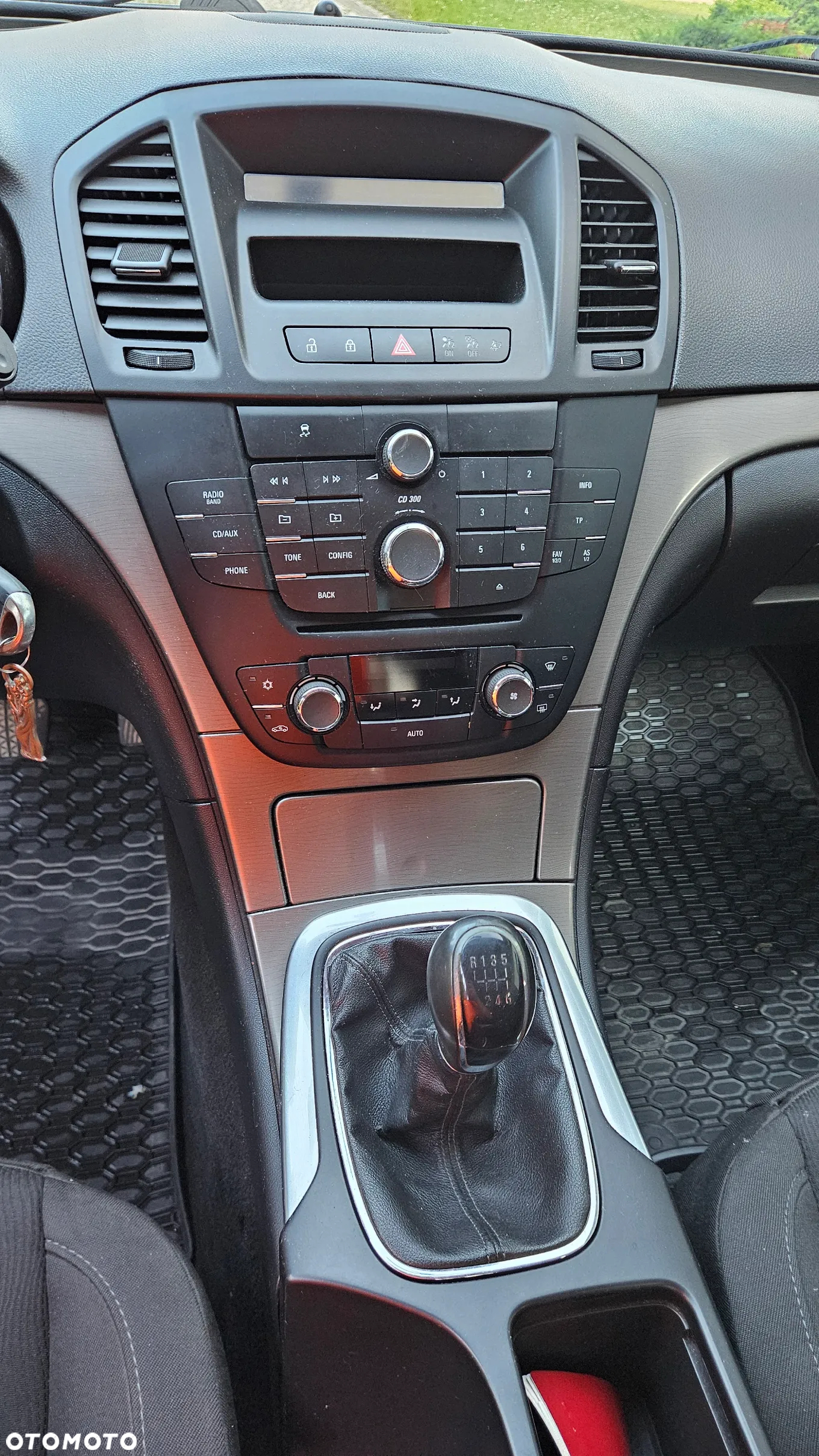 Opel Insignia 2.0 CDTI - 11