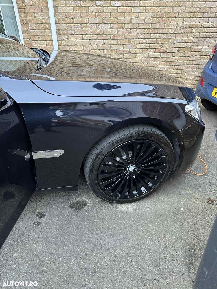 Dezmembrez BMW 740d 313 cp Facelift Mpachet - 15