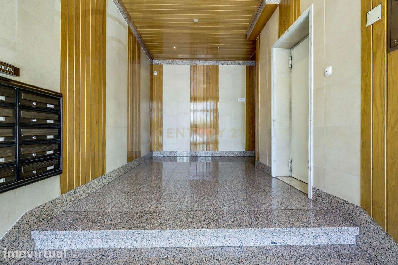 Apartamento T3 em Odivelas com garagem - Conforto e Localização Centra - Grande imagem: 4/28
