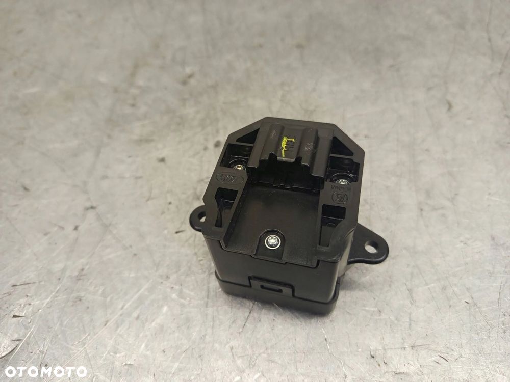 Przycisk przełącznik włącznik ESP ASR Land Rover Evoque I BJ3214K147 - 9