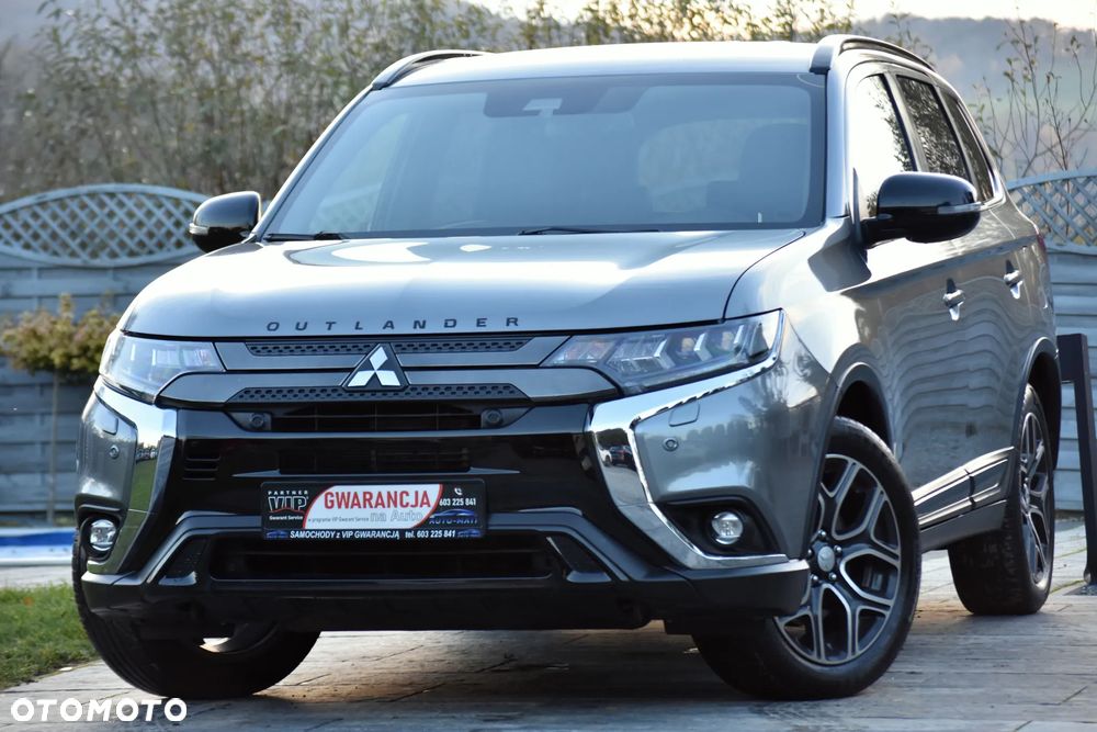 Mitsubishi Outlander 2.0 4WD CVT Diamant Edition+ - 4