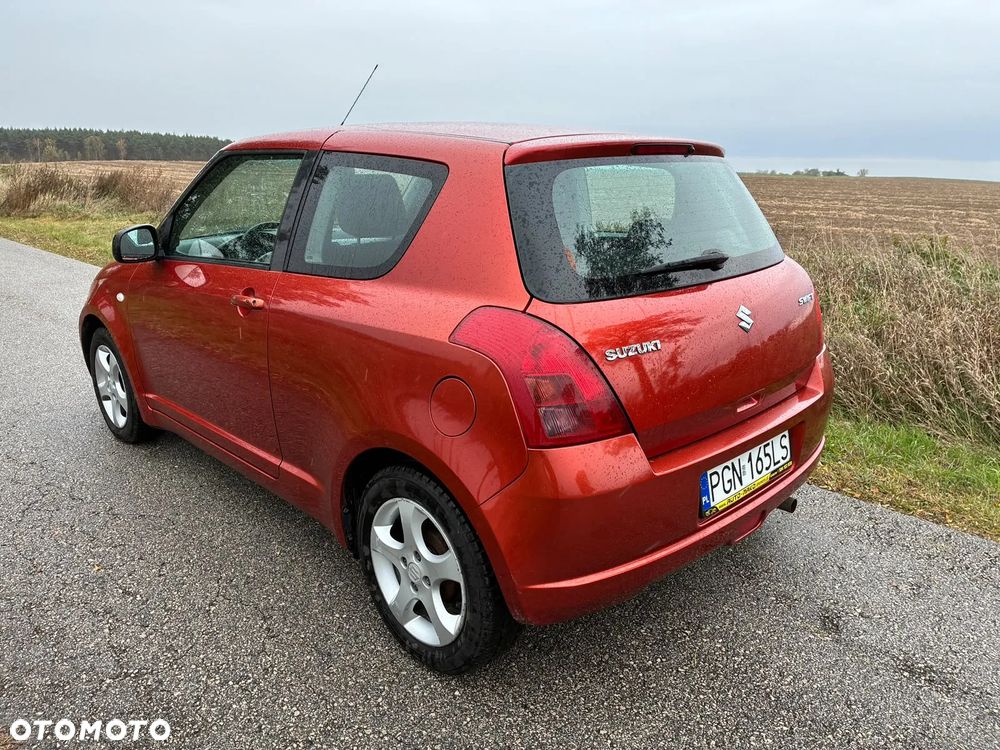 Suzuki Swift 2008 photo 3
