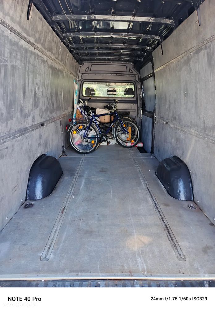 Mercedes-Benz Sprinter - 17