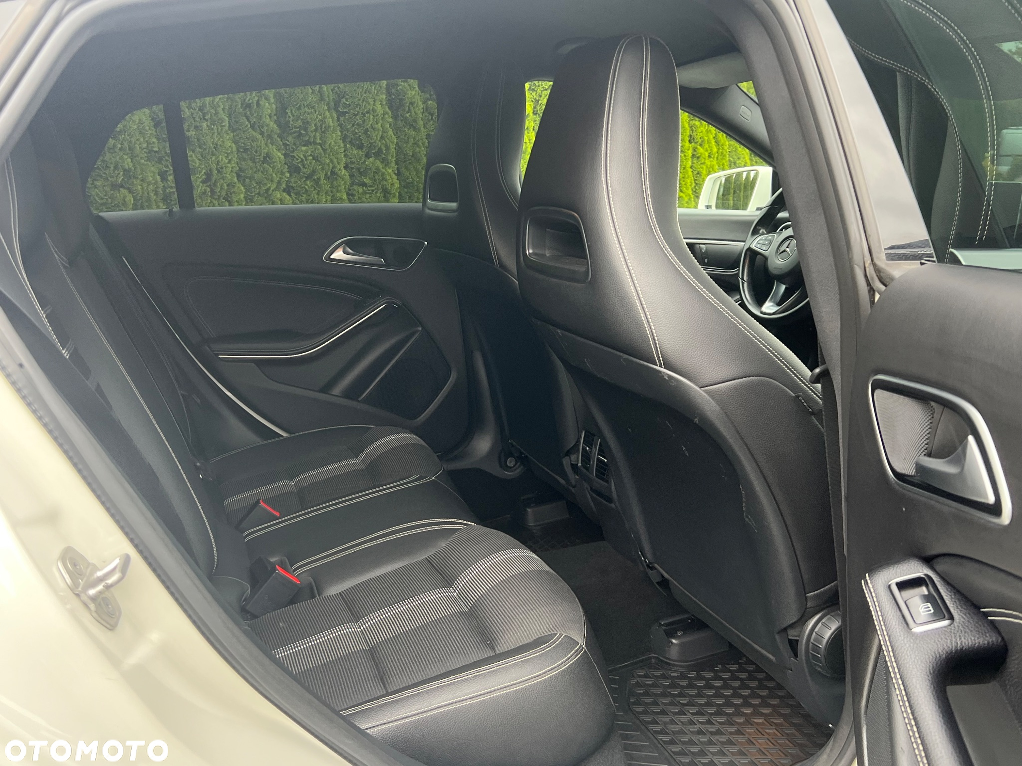 Mercedes-Benz CLA Shooting Brake 200 7G-DCT - 27