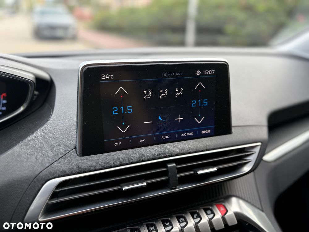 Peugeot 5008 HDI 115 Active - 23