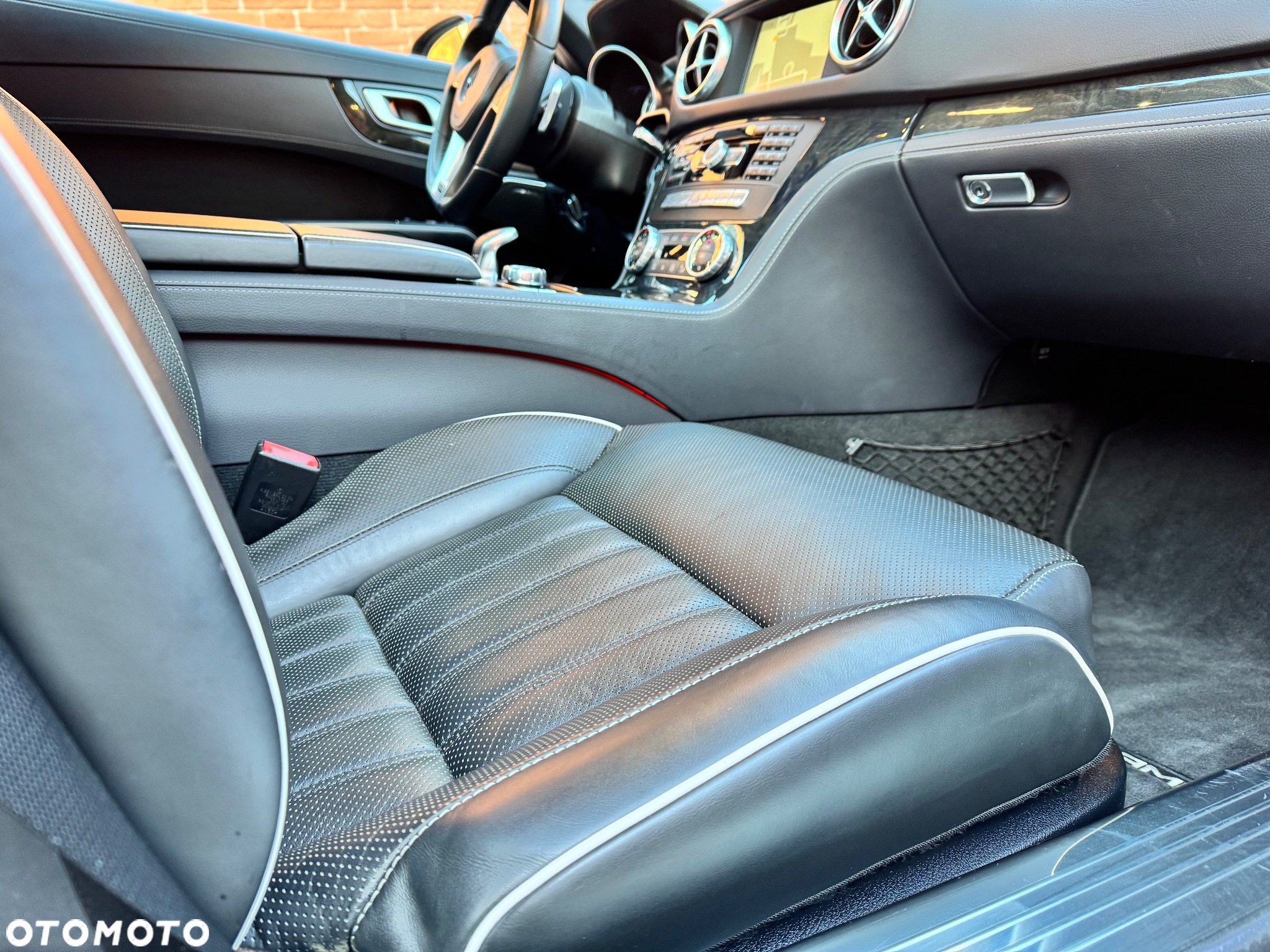 Mercedes-Benz SL 500 7G-TRONIC - 14