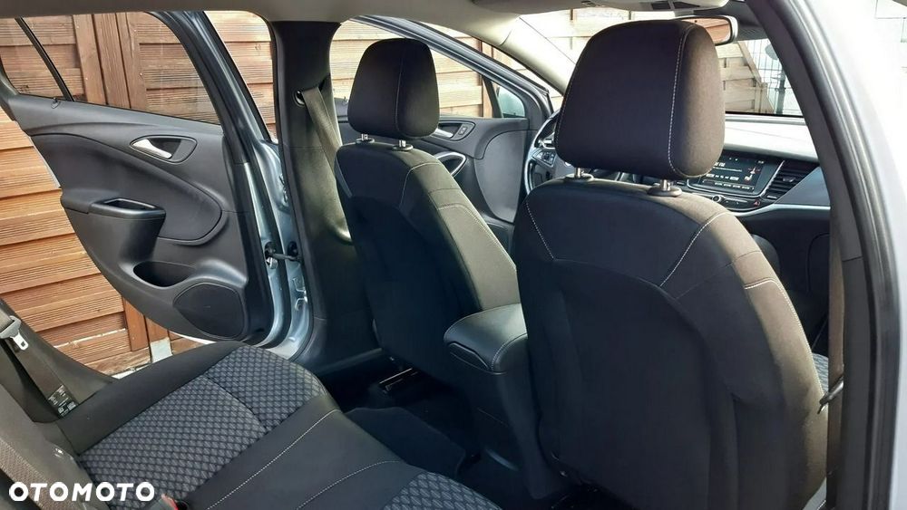 Opel Astra 1.4 Turbo Edition - 17