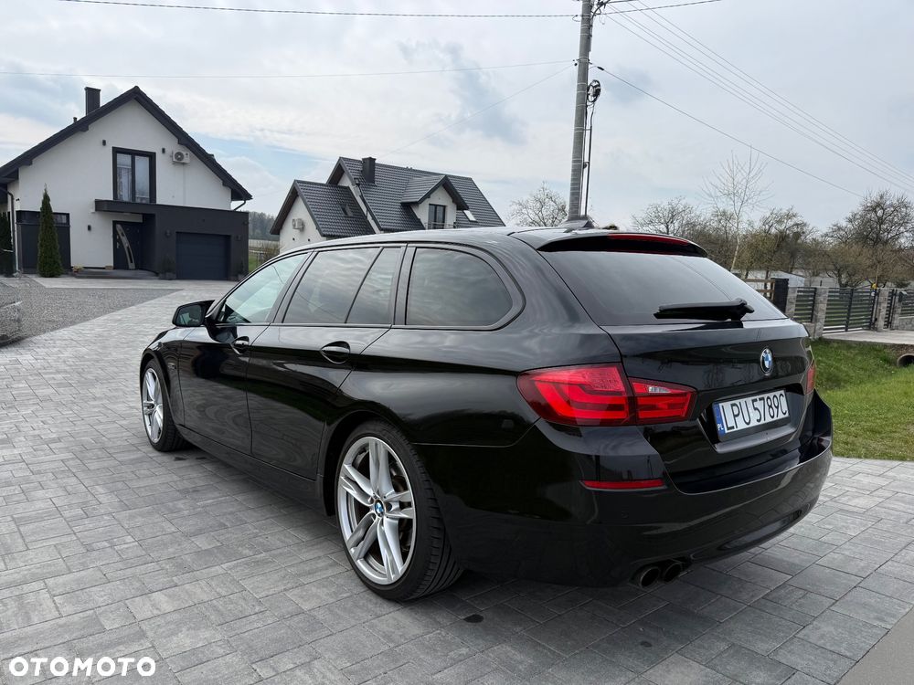 BMW Seria 5 525d Sport-Aut Luxury Line - 37